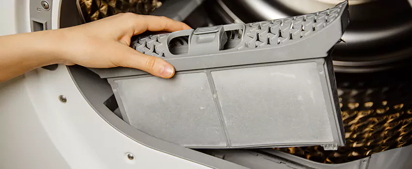 Signs Of A Clogged Dryer Lint Trap in Bonney Lake, Washington